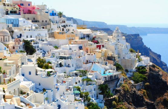 Santorini - panorama ze zbocza
