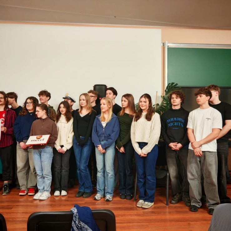 Klasa 3C - zwycięzcy nagrody Dyrektora V LO I Przeglądu Szant(1)